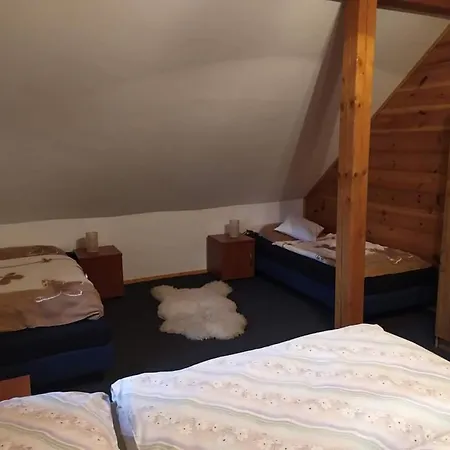 Pod Dubem Villa